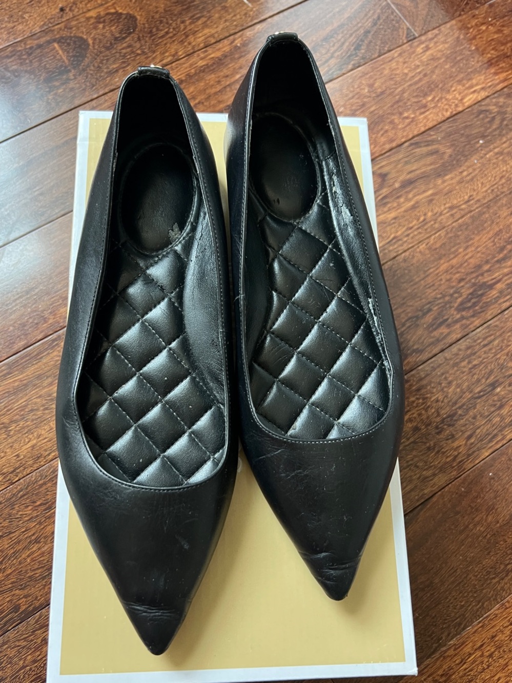 Michael Kors Black Pointed-Toe Quilted-Insole Flats